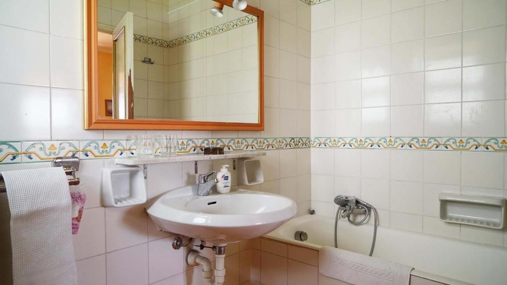Bed And Breakfast Riviera Di Chiaia Turrisi Nápoles Quarto foto